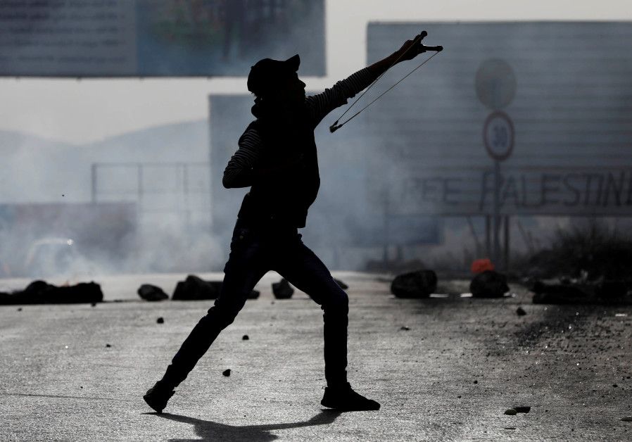 One Palestinian reported killed, 110 wounded in clashes with IDF