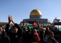 Palestinians protest Trump's decision in Jerusalem