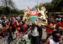 Supporters of Kenyan opposition leader Raila Odinga of the National Super Alliance