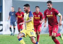 Eliran Atar (left) finally finds his scoring touch.