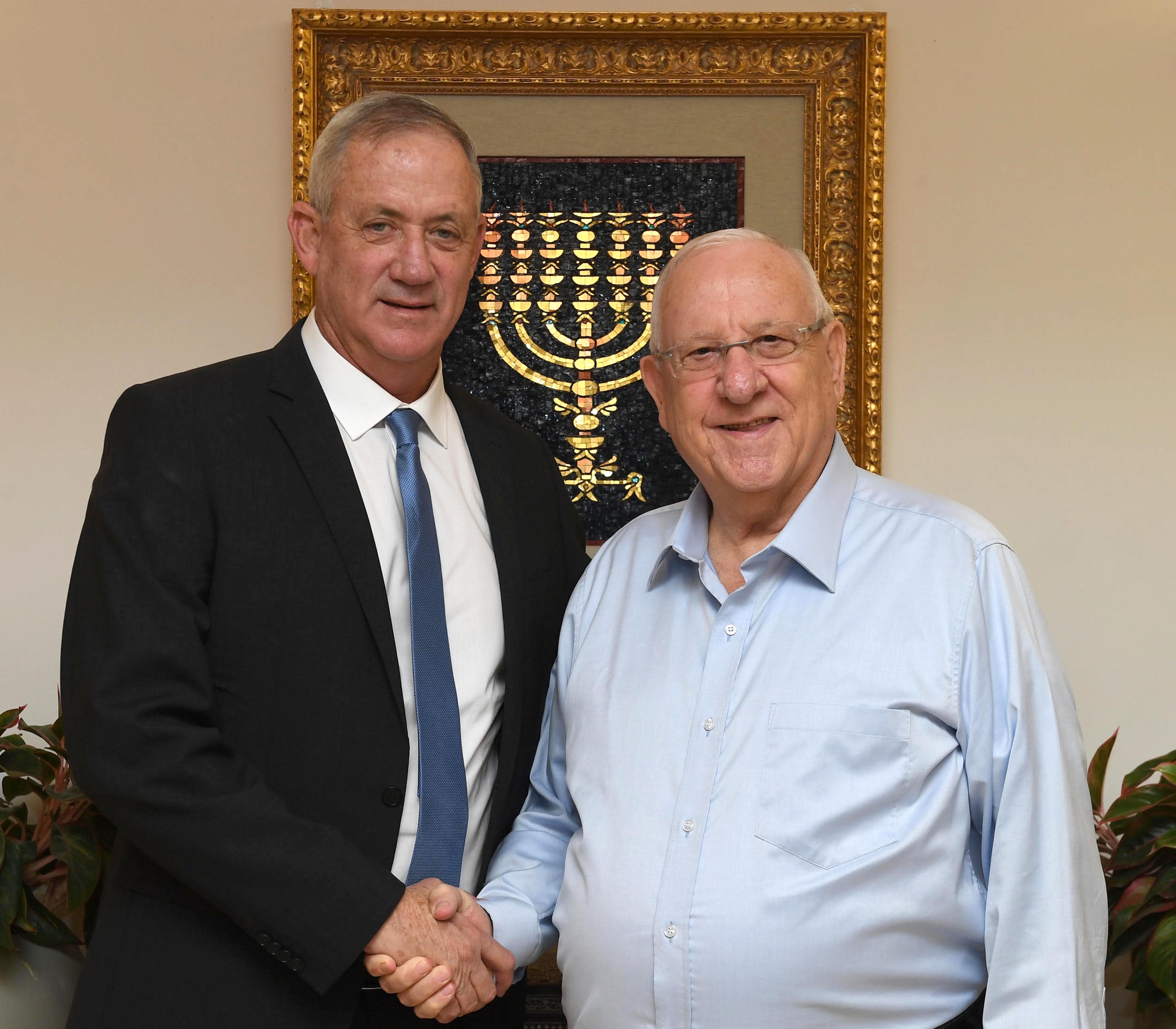 Netanyahu, Gantz spin minority coalition in push for unity compromise - The Jerusalem Post