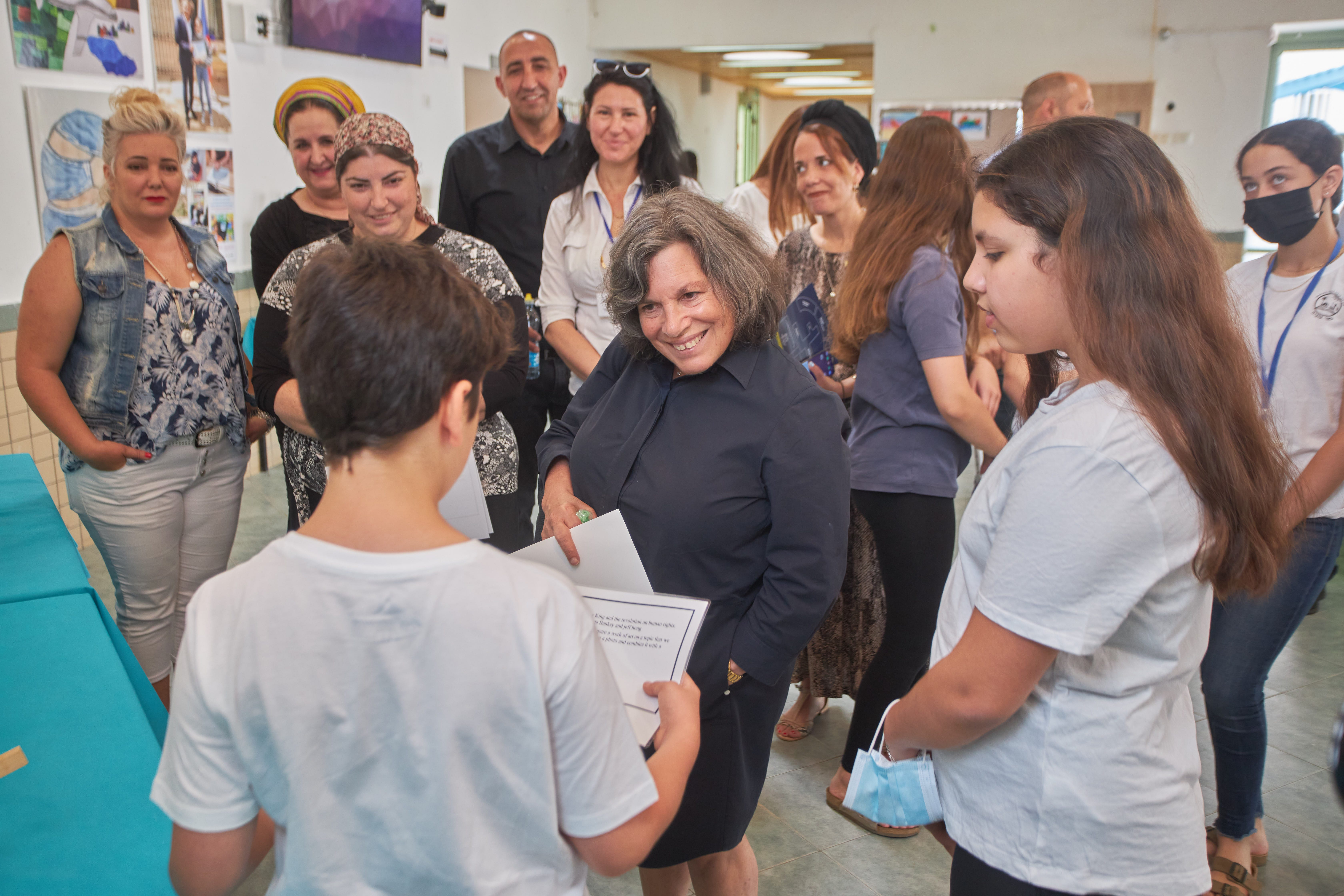 AMIT president Audrey Axelrod Trachtman visiting one of the organization’s 96 schools around the country (Credit: AMIT)