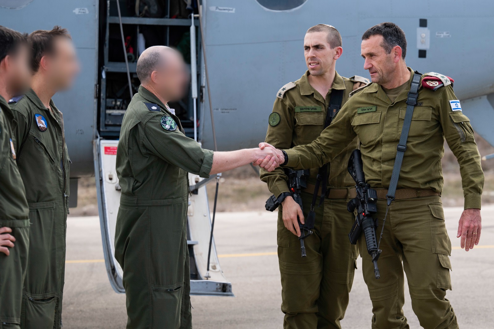  IDF Chief of Staff Herzi Halevi takes to the skies over Gaza, November 12, 2023 (IDF Spokesperson's Unit)