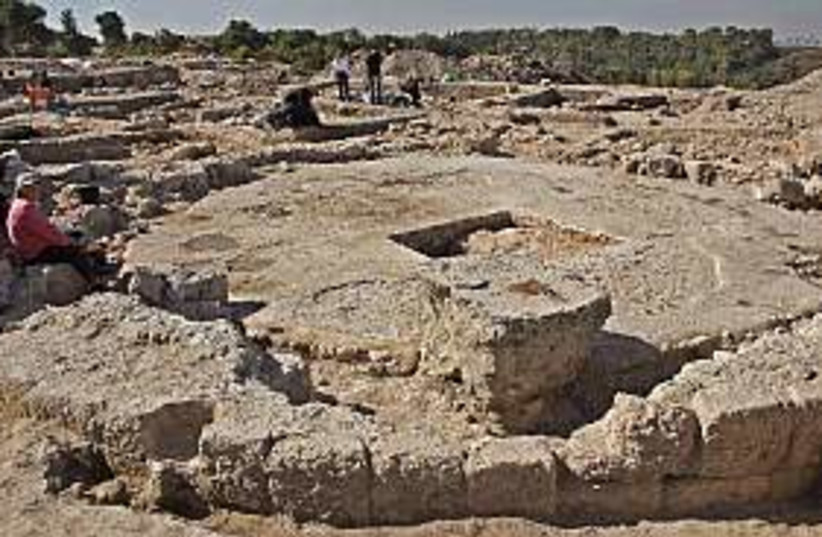 excavation site, latrun  (photo credit: Israel Antiquities Authority)