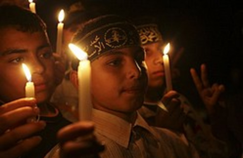 palestinian children gaza 248 88 ap (photo credit: AP)