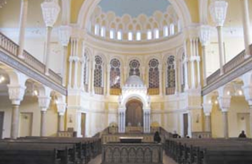 st. petersburg synagogue (photo credit: Haviv Rettig)