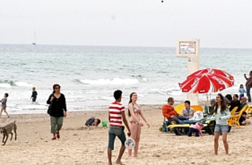 Herzliya beach  298 (photo credit: Ariel Jerozolimski [file])