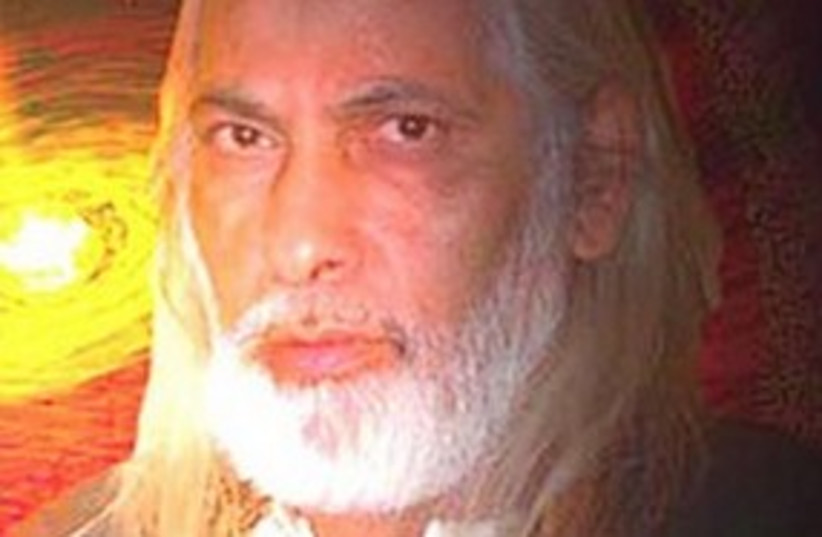 Self-styled spiritual 'guru' Goel Ratzon.  (photo credit: Channel 10 [file])