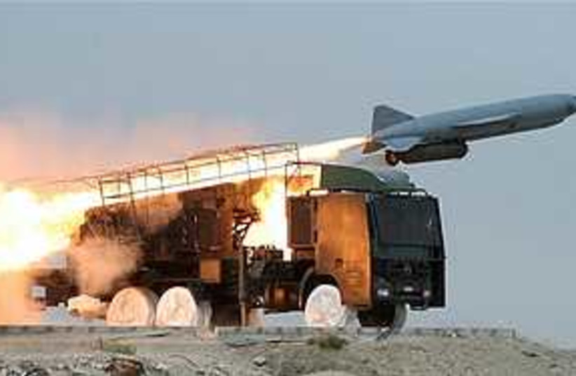 iranian missile 311 (photo credit: AP)