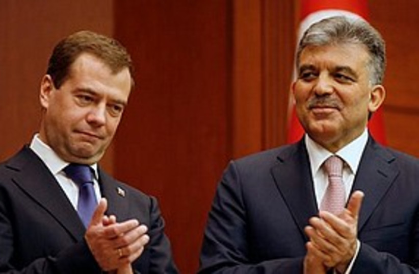 Medvedev and Gul 311 (photo credit: Associated Press)