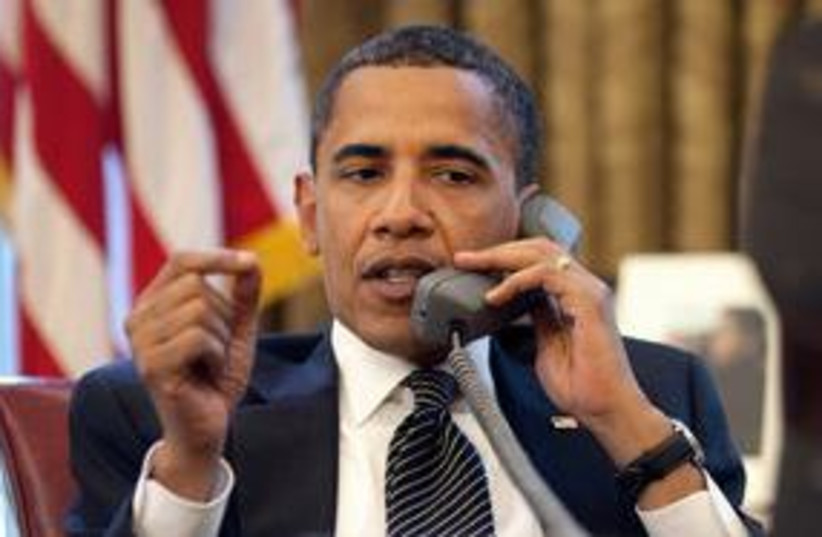 Obama talking to bibi on phone 311 (photo credit: Pete Souza)