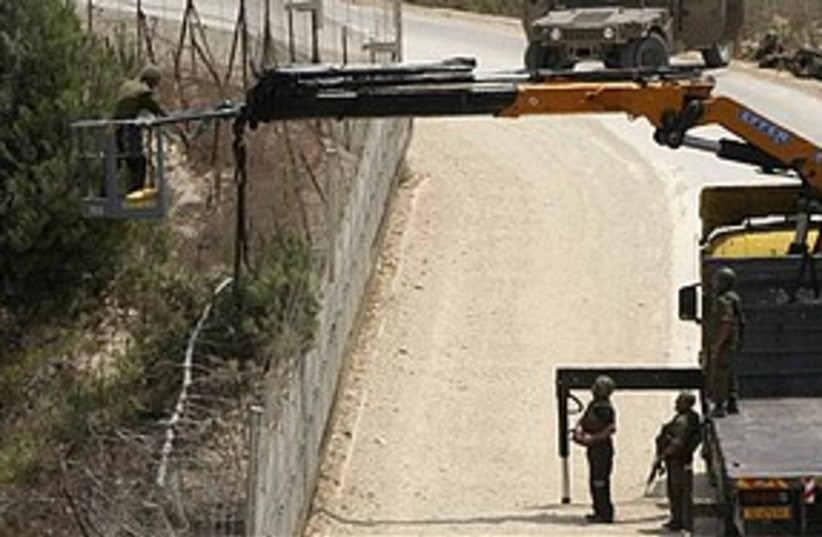 IDF Lebanon border crane (photo credit: Associated Press)