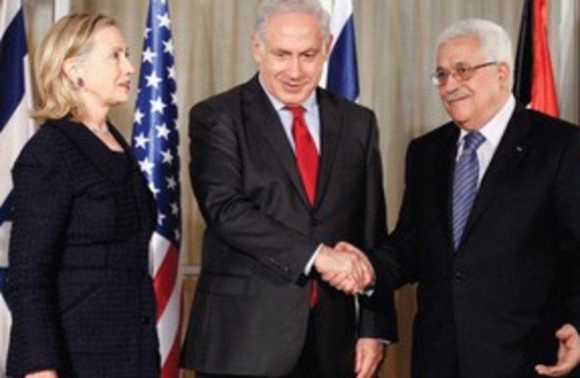 Netanyahu Abbas Shake 311 (photo credit: Associated Press)