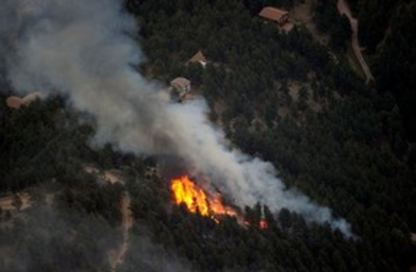 311_forest fire on mountain (photo credit: Associated Press)