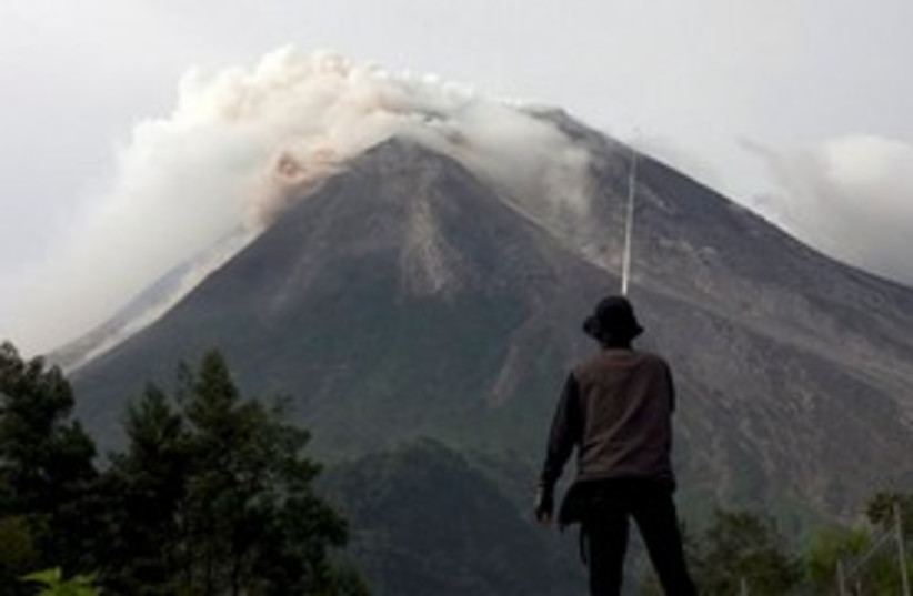 Indonesia Volcano 311 (photo credit: Associated Press)
