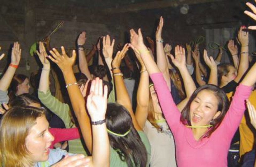 Teenagers partying 521 (photo credit: Courtesy)