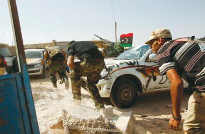 Libyan rebels 390 (photo credit: REUTERS)
