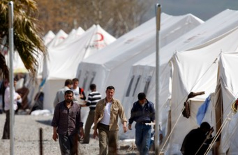 Syrian refugees at Islahiye camp in Gazintep, Turkey 370 (R) (photo credit: REUTERS/Osman Orsal)
