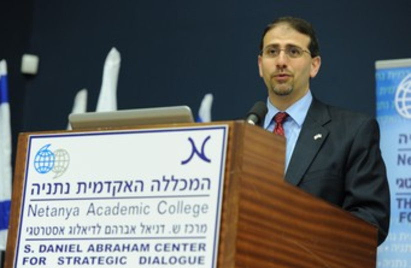 US ambassador to Israel Dan Shapiro 370 (photo credit: Courtesy Netanya Academic College)