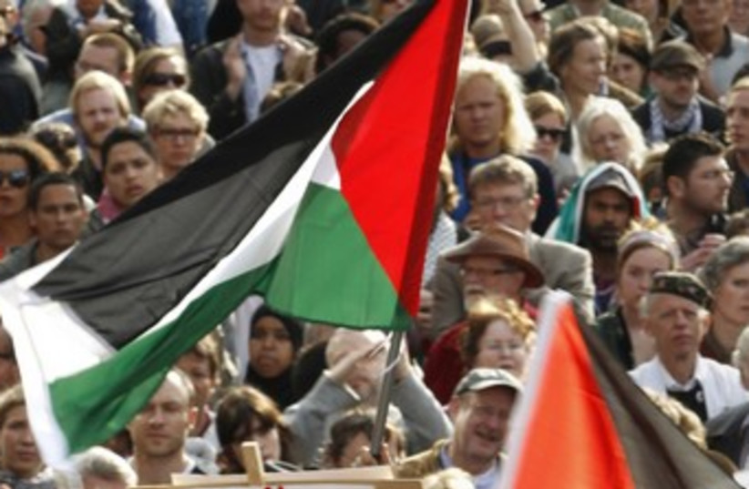 Pro-Palestinian demonstrators in Stockholm 370 (photo credit: REUTERS)