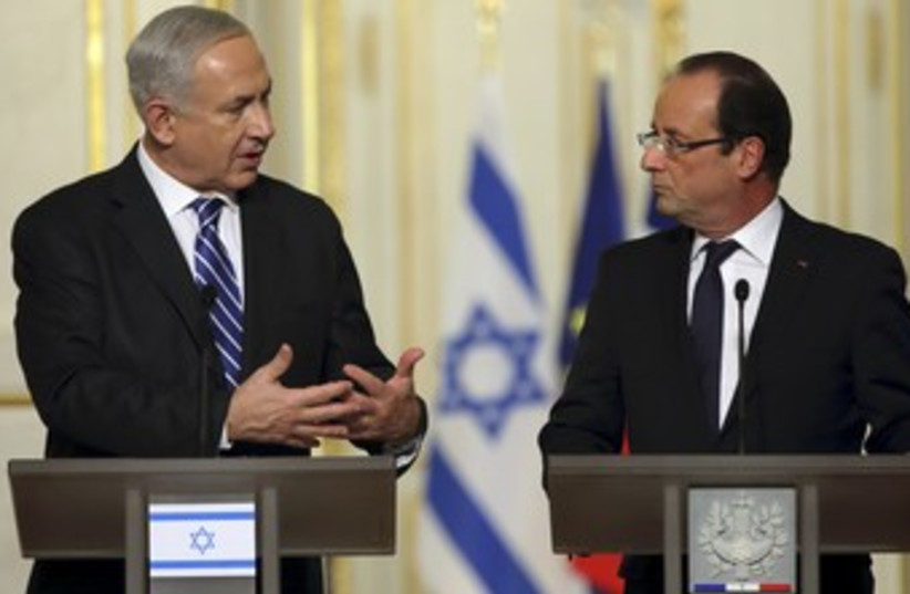 PM Netanyahu and French President Hollande 370 (photo credit: REUTERS/Philippe Wojazer)