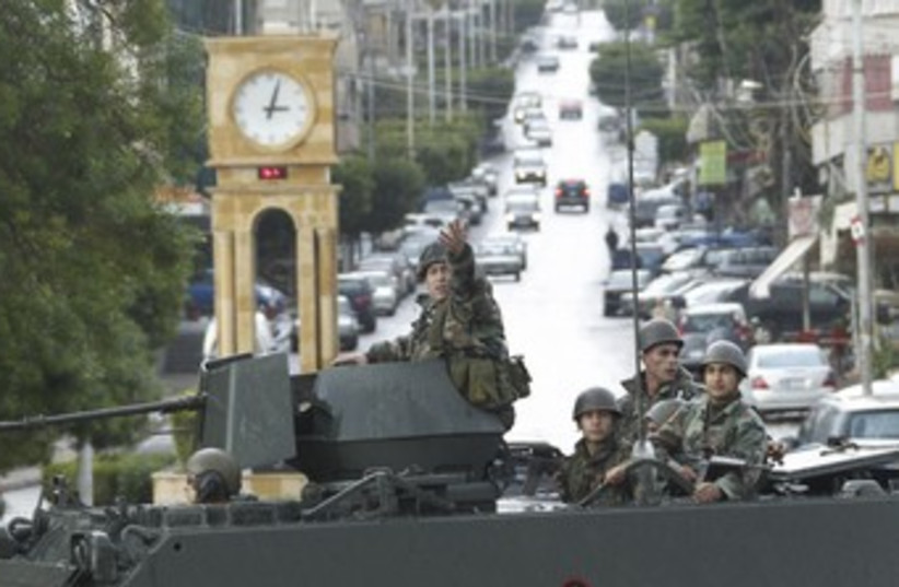 Lebanese soldiers 370 (photo credit: REUTERS/Ali Hashisho)