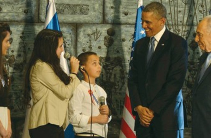 Obama meets Jerusalem kids 370 (photo credit: Marc Neiman/GPO)