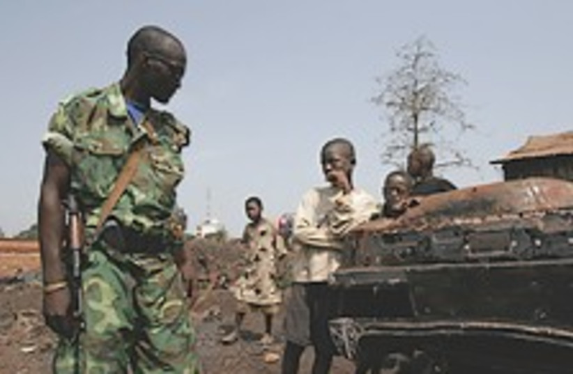 guinea soldier 224.88 (photo credit: AP)