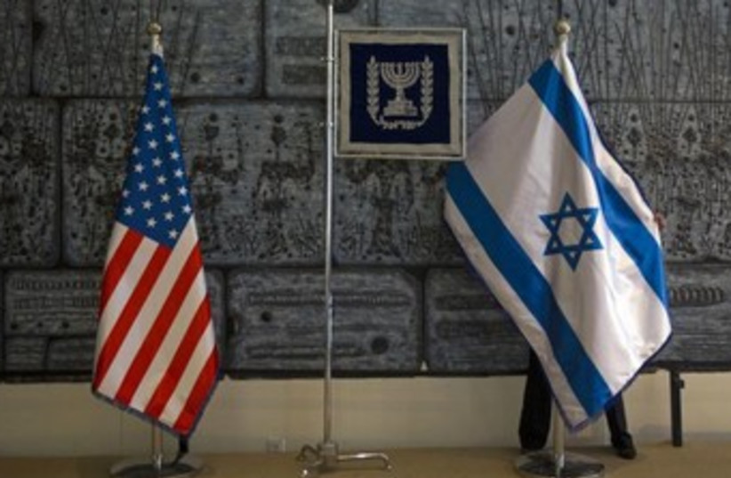 US and Israel flags 370 (photo credit: REUTERS/Ronen Zvulun)