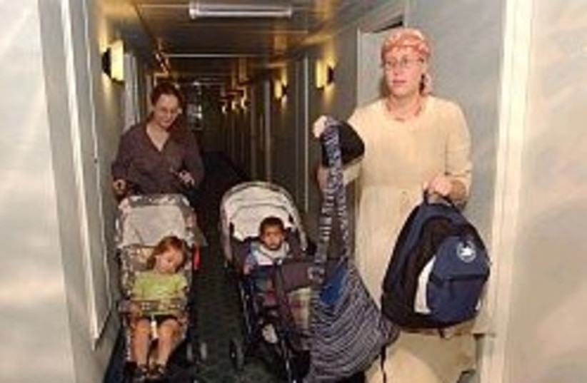 evacuees in hotel 248 88 (photo credit: Courtesy [file])