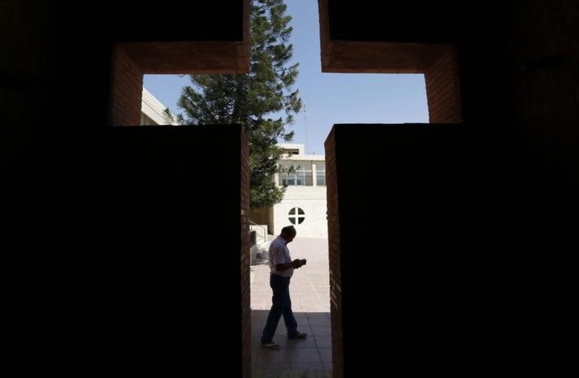 Cross. (photo credit: REUTERS)