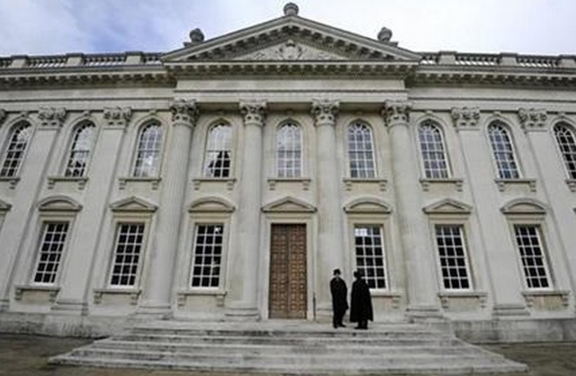 Building at Cambridge University in England. (photo credit: REUTERS)