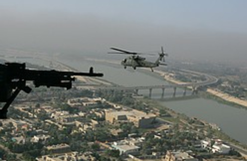 US helicopter iraq 248 88 ap (photo credit: AP)