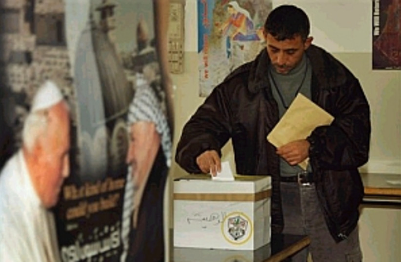 palestinian votes 298.88 (photo credit: AP)