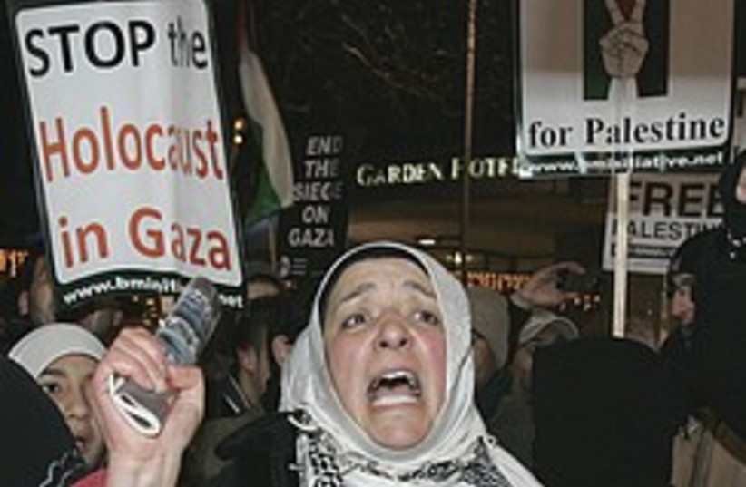 anti gaza op protest london 248.88 (photo credit: AP [file])