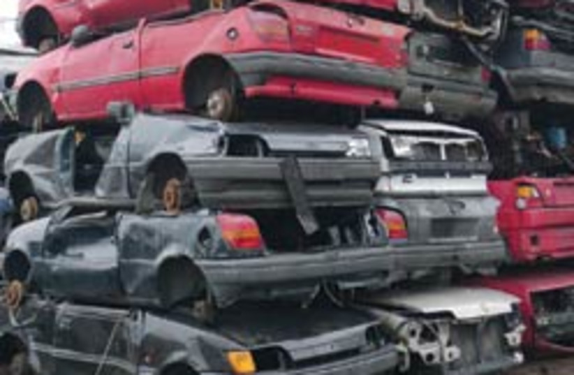 crushed cars 88 248 (photo credit: )