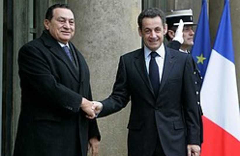 mubarak sarkozy paris 248 88 ap (photo credit: AP)