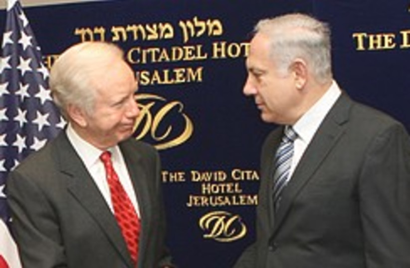 Netanyahu Joe Lieberman 248.88 (photo credit: Ariel Jerozolimski)