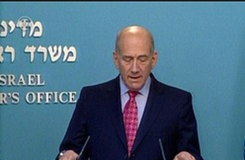 olmert during press conference 248.88 (photo credit: Channel 10)