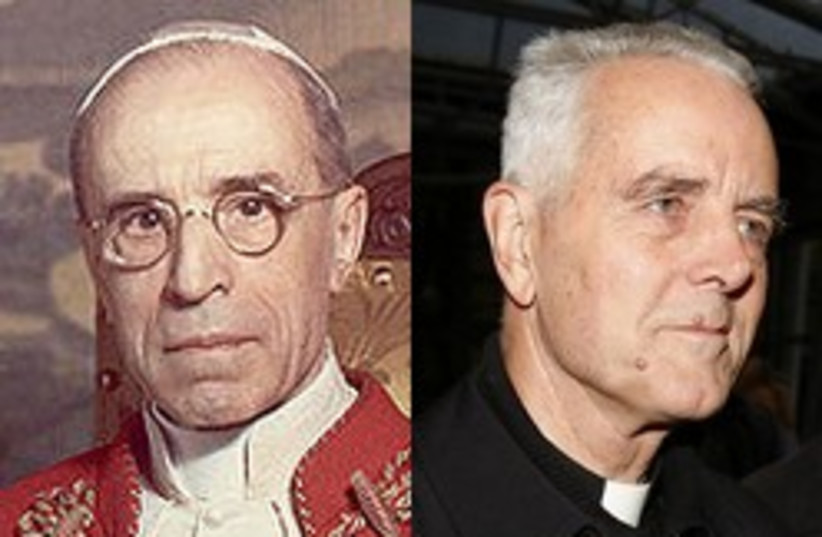 pope Pius XII and williamson 248.88 (photo credit: AP)