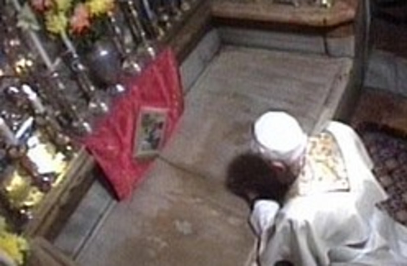 pope in jesus grave (photo credit: Channel 1)