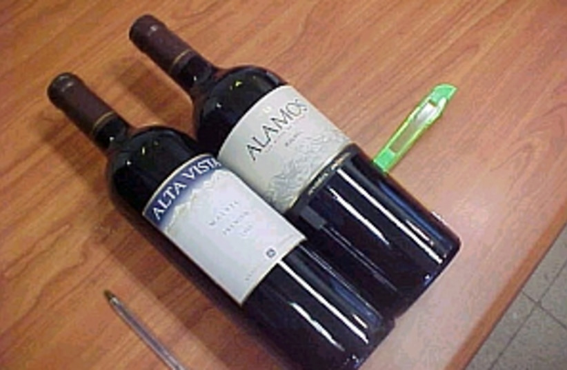 wine bottles 298.88 (photo credit: Tel Aviv Police)