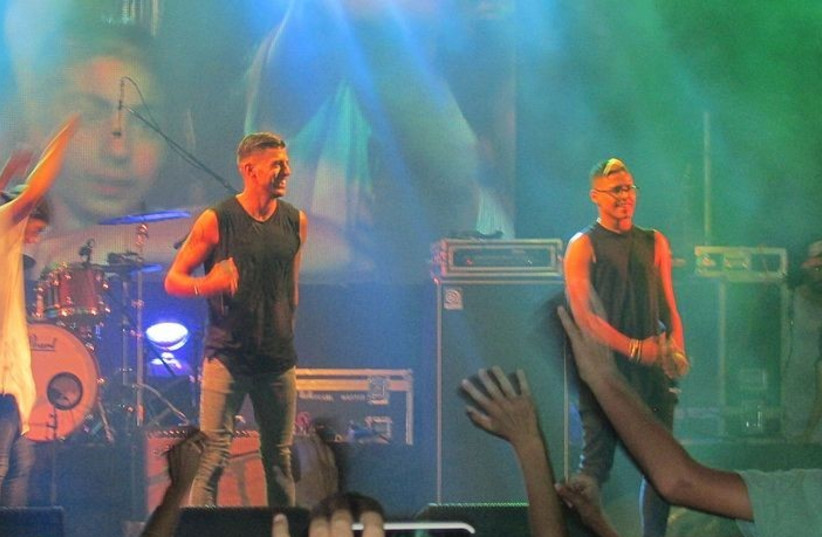 Israel's pop duo Static & Ben El Tavori (photo credit: Wikimedia Commons)