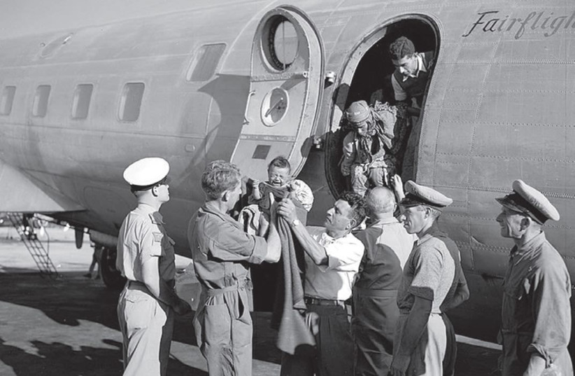 JEWISH AGENCY representatives meet Yemenite immigrants arriving at Lod Airport in 1949. (Wikimedia Commons) (photo credit: Wikimedia Commons)