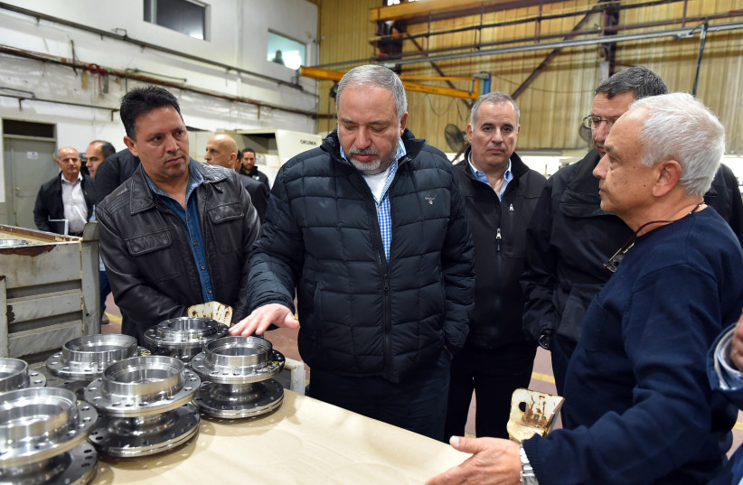 Defense Minister Avigdor Liberman visits Kiryat Shmona, February 13th, 2018. (photo credit: DEFENSE MINISTRY/ARIEL HERMONI)