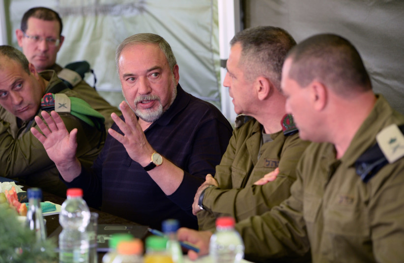 Defense Minister Avigdor Liberman convenes with IDF officers in the Gaza region (photo credit: DEFENSE MINISTRY/ARIEL HERMONI)