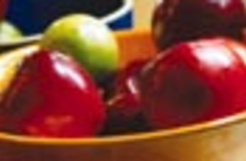bowl of apples 88 (photo credit: )