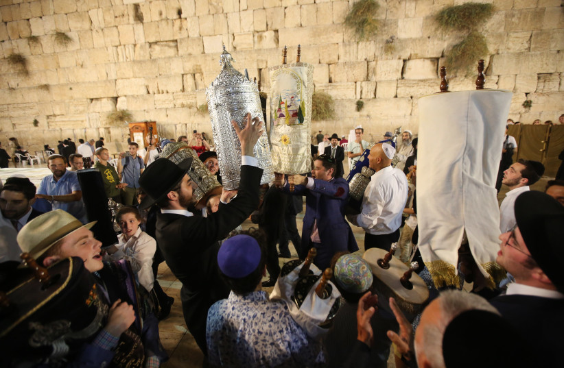 Simchat Torah at the Kotel (Western Wall), Jerusalem, October 2018.  (photo credit: MARC ISRAEL SELLEM)