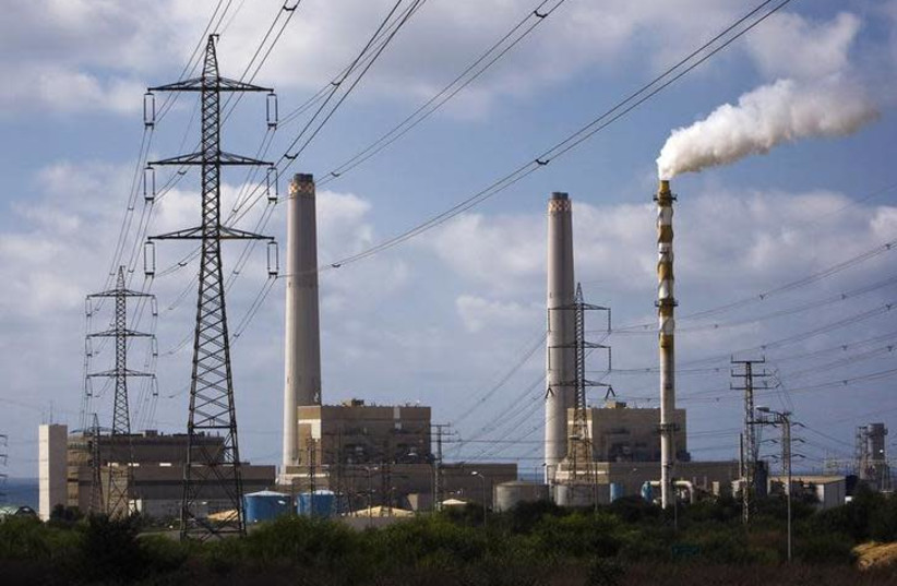 A power station is seen in the southern Israeli city of Ashdod August 8, 2011 (photo credit: AMIR COHEN/REUTERS)
