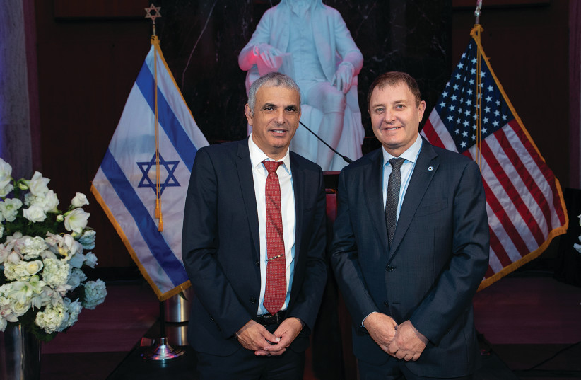 Moshe Kahlon and Ziv Aviram (photo credit: SHMULIK ALMANI)